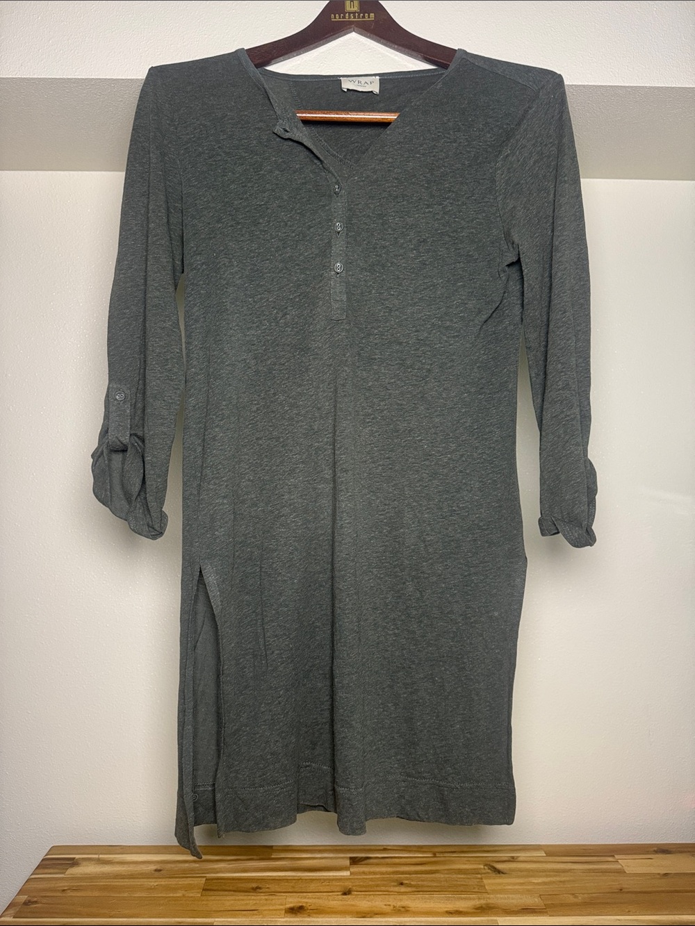 Wrap London Tencel Linen Roll Tab Sleeve Henley Top Gray US 2